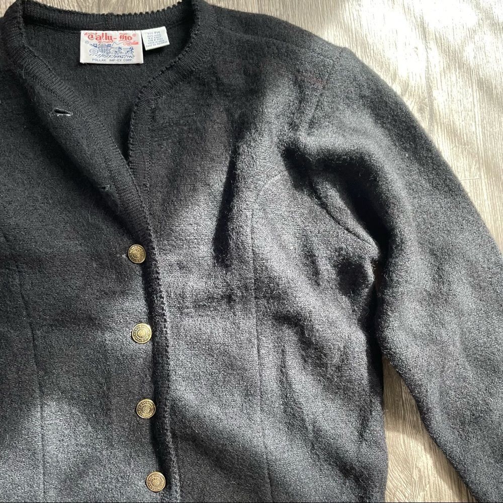 Vintage Tally Ho Wool Tailored Cardigan with Gold statement buttons - Picture 13 of 15